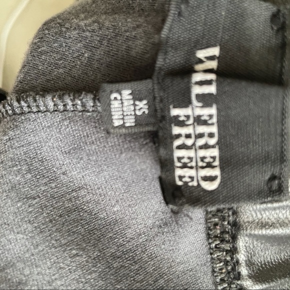 Aritzia wilfred free faux leather leggings Size XS - Picture 5 of 5